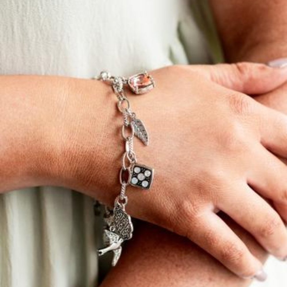 NEW Fancifully Flighty - Multi bracelet - Picture 1 of 2